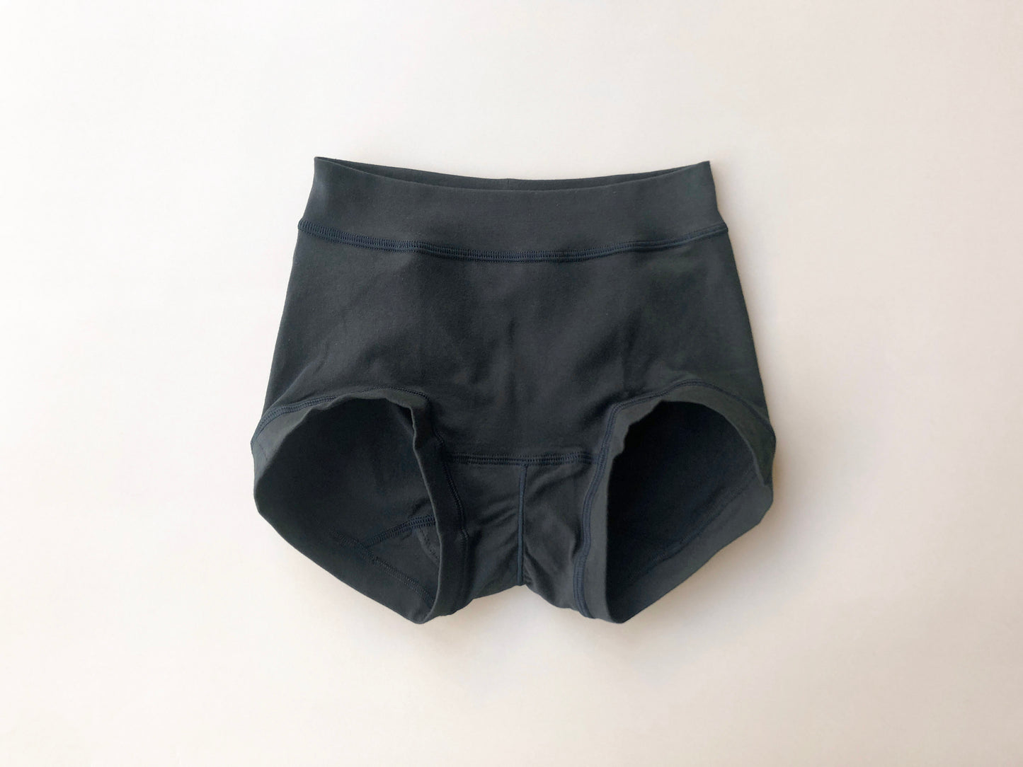 SISIFILLE PERIOD SHORTS BOX PANTS NIGHT BLUE