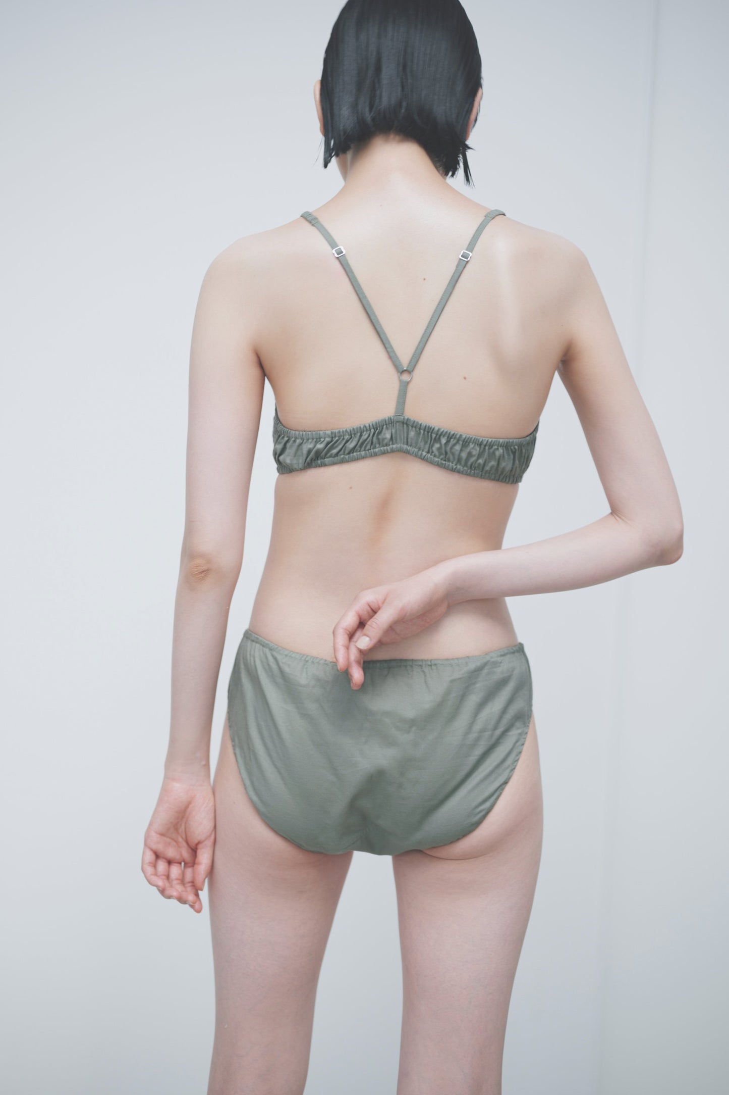 NO.24 GREY GREEN